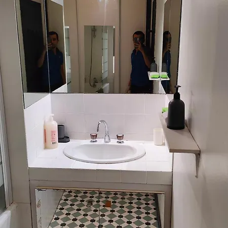 9 Trinite - Hypercentre Toulouse, Accueil H24 Et Wi-fi Apartmán